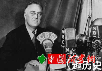 罗斯福新政的特点？是如何使美国摆脱经济危机