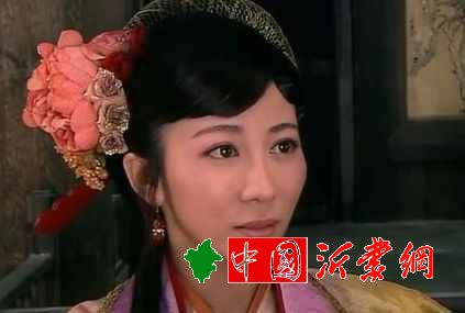为父报仇的白秀英是什么结局？她是如何得罪雷横的