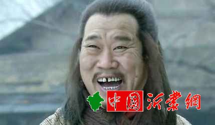 面对荆州这个四战之地，诸葛亮与庞统各自有怎样的意见？
