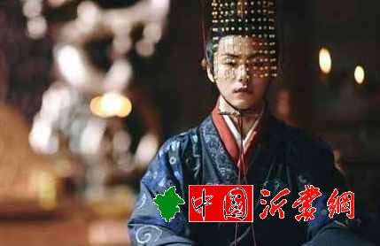 刘备明明听到了汉献帝禅让，为何却匆忙选择自立为帝？