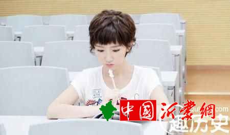 微微一笑很倾城二喜谁演的？扮演者毛晓彤简介