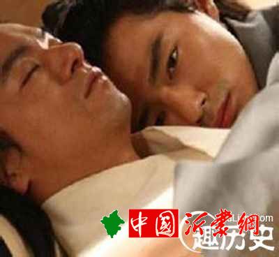 揭秘汉文帝男宠邓通邓通为汉文帝吸脓得罪谁了