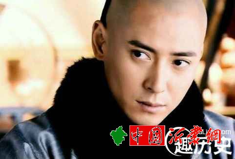 清朝顺治皇帝为什么那样痛恨自己亲叔叔多尔衮？