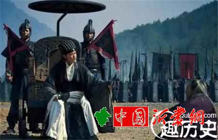 性格清雅的水镜先生和司马懿有着什么神秘关系