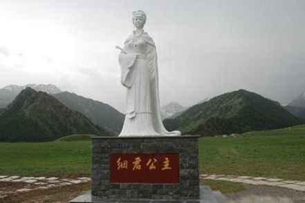 乌孙公主刘细君是什么身份？刘细君的一生是怎么样的？